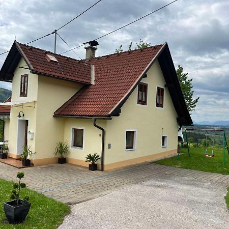 Charmantes Ferienhaus In Bester Lage Keutschach am See Kültér fotó