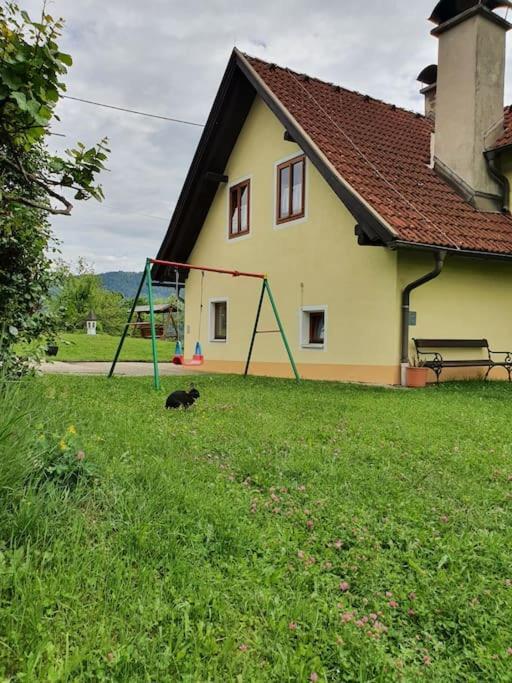 Charmantes Ferienhaus In Bester Lage Keutschach am See Kültér fotó