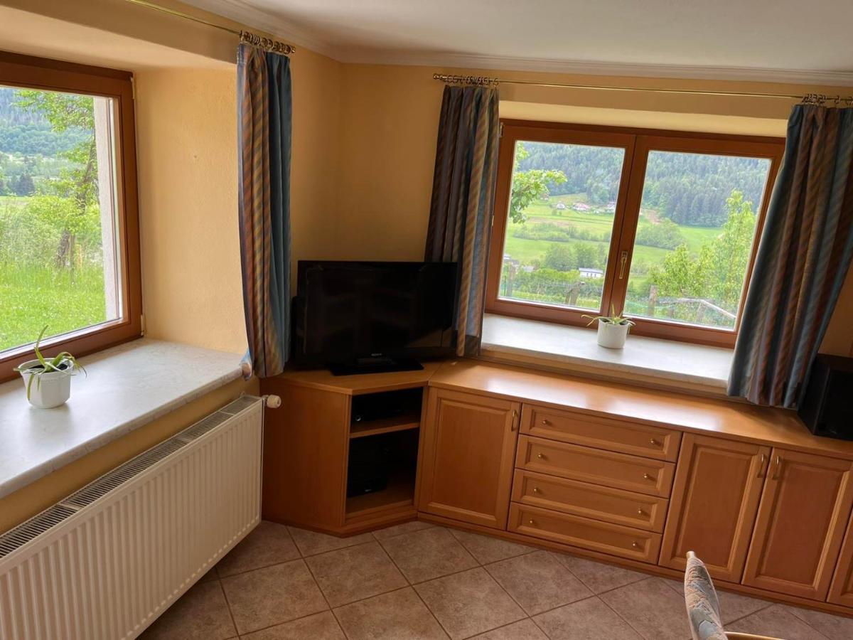 Charmantes Ferienhaus In Bester Lage Keutschach am See Kültér fotó