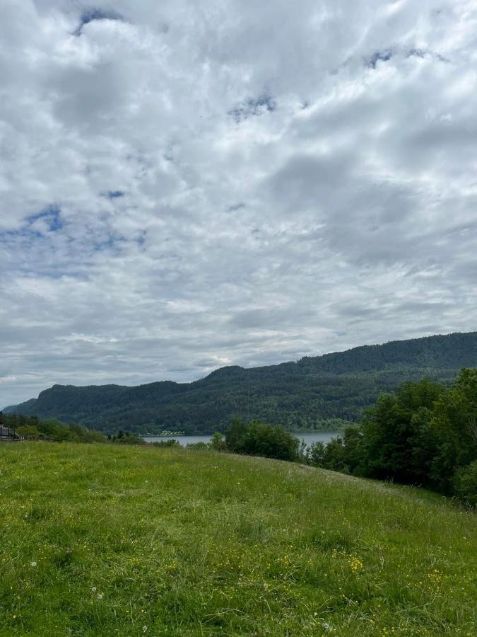 Charmantes Ferienhaus In Bester Lage Keutschach am See Kültér fotó
