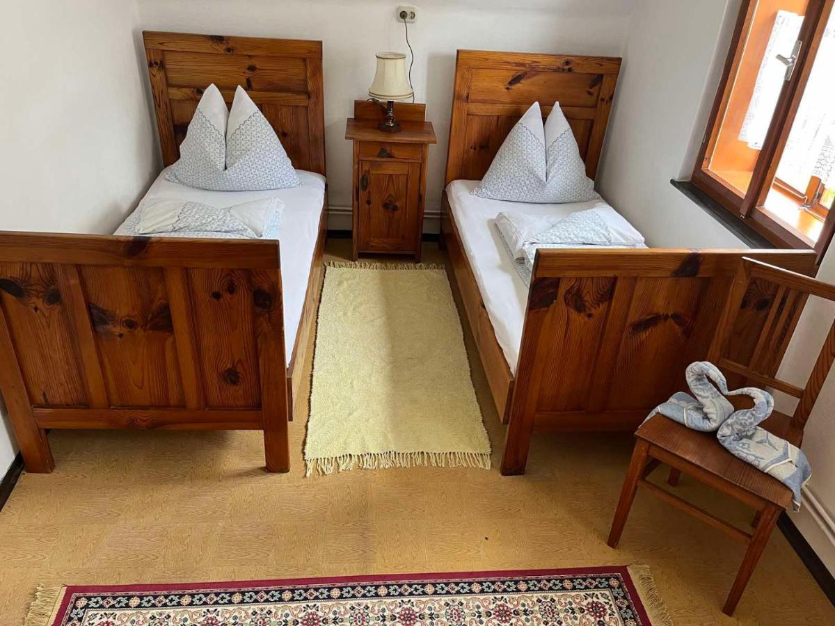 Charmantes Ferienhaus In Bester Lage Keutschach am See Kültér fotó