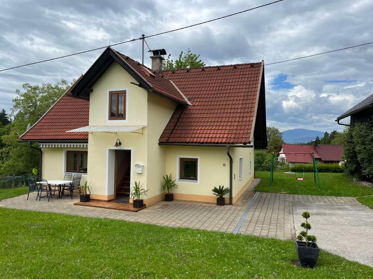 Charmantes Ferienhaus In Bester Lage Keutschach am See Kültér fotó